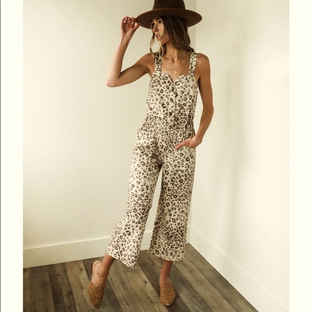 Leopard overalls